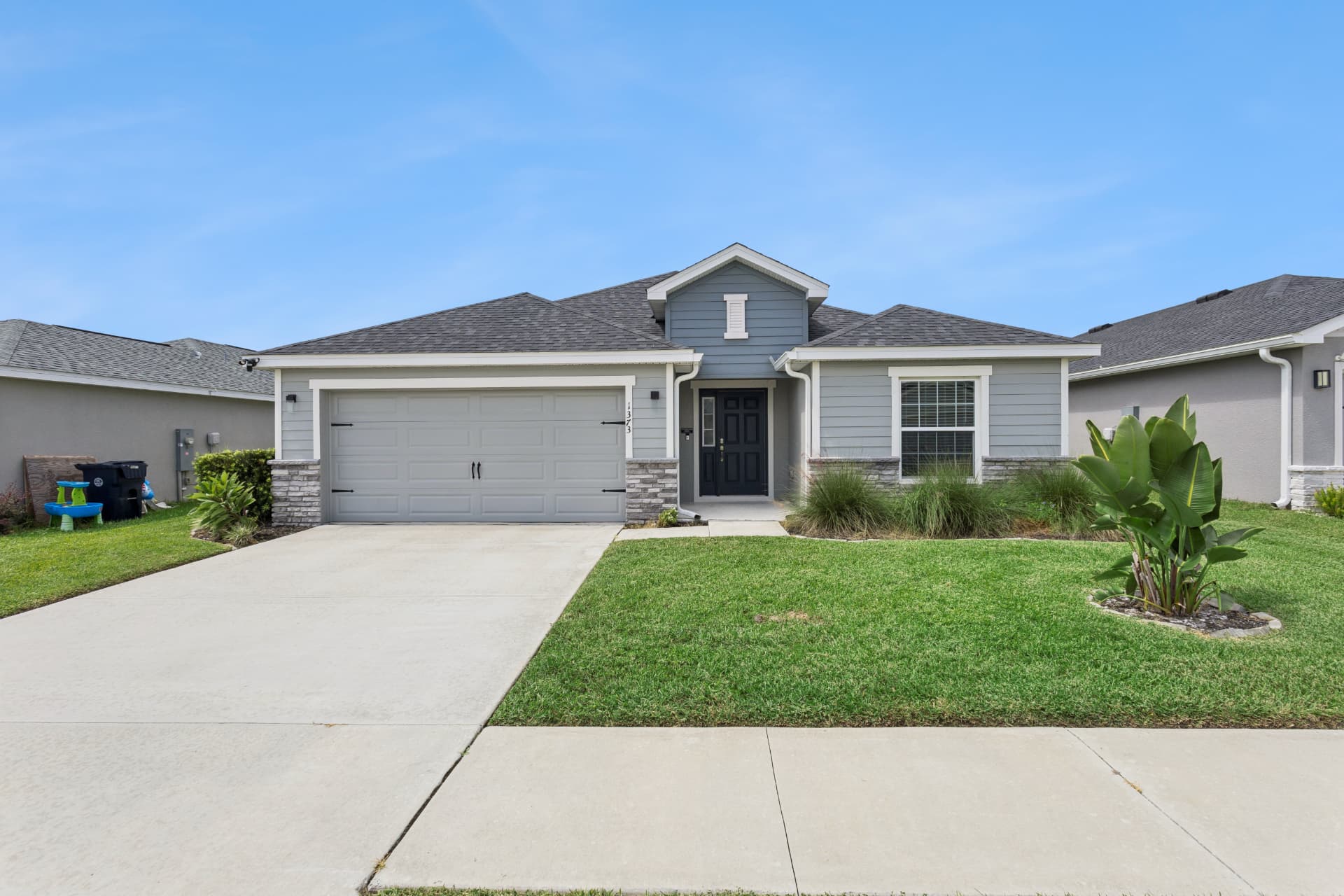 Front exterior of 1373 Mezzavalle Way